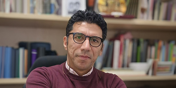 Vahid Niasar
